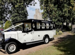 Asquith wedding bus for hire in Hatfield